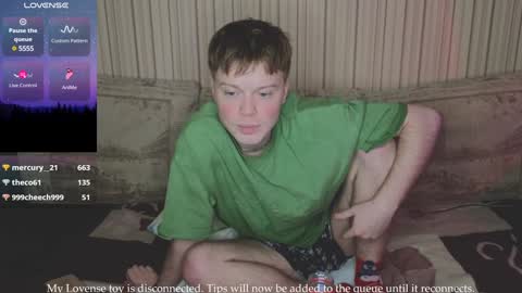 Snapshot of cameron_crowly chatting on December 9, 11:58 am Cameron online show from December 9, 11:58 am