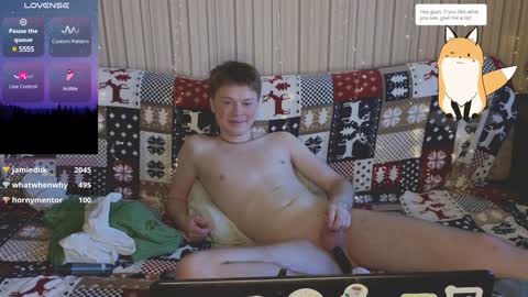 Snapshot of cameron_crowly chatting on December 20, 9:21 am Cameron online show from December 20, 9:21 am