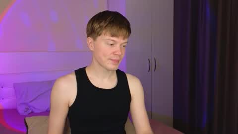 Cameron online show from November 22, 9:19 am