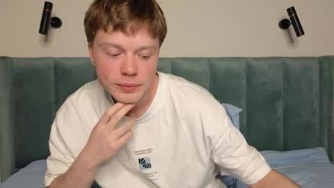 Cameron online show from February 1, 4:38 pm