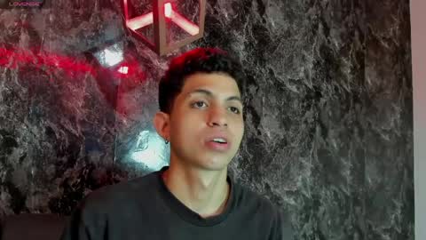 Snapshot of cameron_lux4 chatting on May 8, 3:45 am CAMERON online show from May 8, 3:45 am