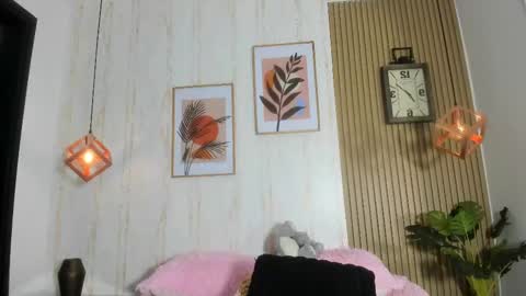 Cameron  online show from February 12, 12:05 am