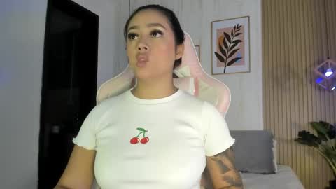 Cameron  online show from October 6, 7:55 pm