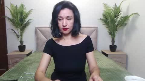 Snapshot of cameronenns chatting on September 20, 6:25 am Cameronenns online show from September 20, 6:25 am