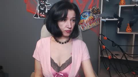 Snapshot of cameronenns chatting on November 2, 7:33 am Cameronenns online show from November 2, 7:33 am