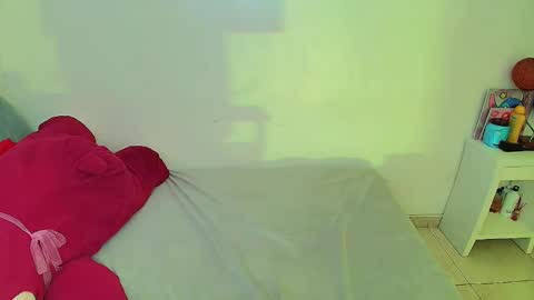 CAMI online show from May 12, 4:31 am