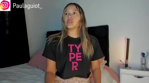   online show from February 15, 8:33 pm