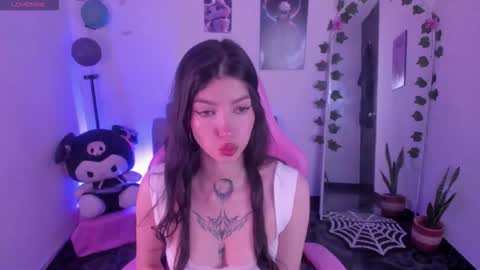 Snapshot of cami_mila99 chatting on October 14, 10:32 pm CAMI  online show from October 14, 10:32 pm