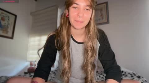 camii19y online show from April 23, 3:14 pm