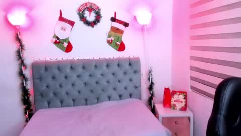 Snapshot of camiila_osorio chatting on December 27, 4:26 am Camila Osorio online show from December 27, 4:26 am