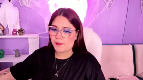 Snapshot of camiila_osorio chatting on October 20, 7:03 pm Camila Osorio online show from October 20, 7:03 pm