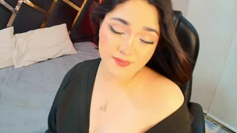 Camila Osorio online show from April 16, 8:09 pm