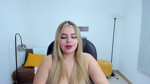 Camila online show from February 20, 6:06 am