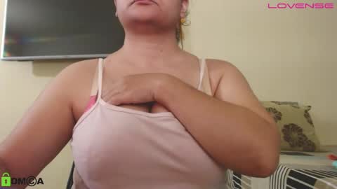 Snapshot of camiilahotxxx chatting on September 27, 4:34 pm Camila  online show from September 27, 4:34 pm