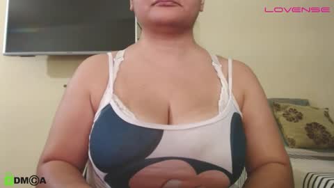 Snapshot of camiilahotxxx chatting on October 9, 4:38 pm Camila  online show from October 9, 4:38 pm