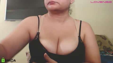 Camila  online show from November 17, 10:26 pm