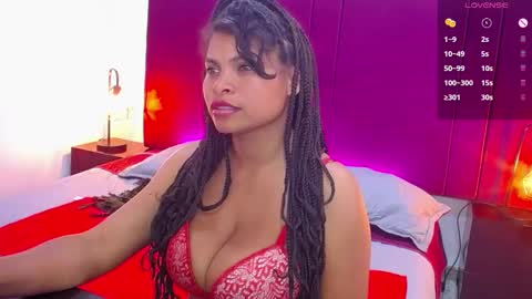 CamiilaReyes online show from February 4, 12:51 am