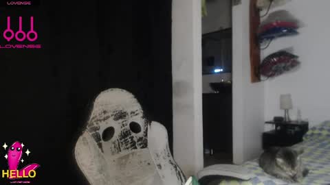 camila online show from April 26, 4:32 am