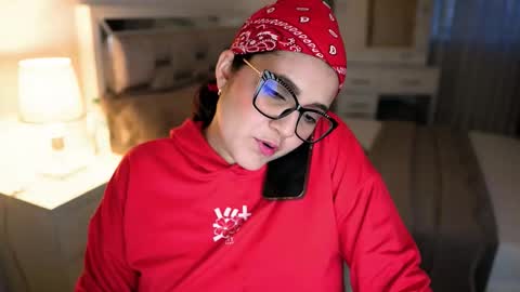 Snapshot of camila_buitrago chatting on October 14, 10:43 pm Camila buitrago online show from October 14, 10:43 pm