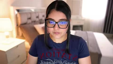 Camila buitrago online show from November 9, 5:55 pm