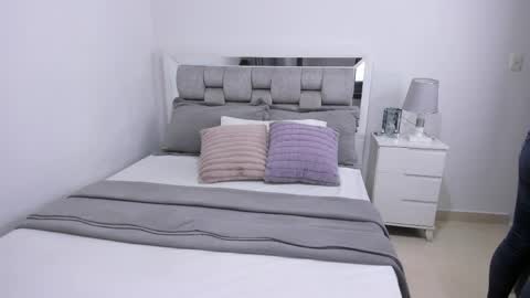 Camila buitrago online show from April 6, 11:38 pm