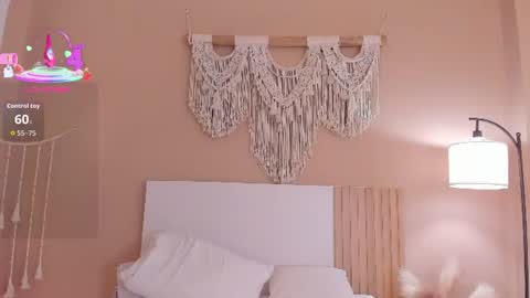 camila_bustamante_ online show from June 9, 2:28 pm