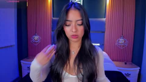 Snapshot of camila_dupont chatting on September 11, 3:39 am Camila online show from September 11, 3:39 am