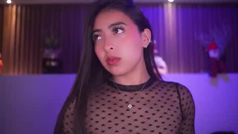 Snapshot of camila_dupont chatting on December 2, 3:56 am Camila online show from December 2, 3:56 am