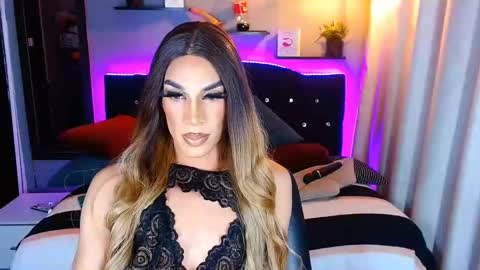 Snapshot of camila_hoottie chatting on January 28, 7:53 am Camila online show from January 28, 7:53 am