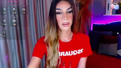 Snapshot of camila_hoottie chatting on March 7, 3:19 am Camila online show from March 7, 3:19 am