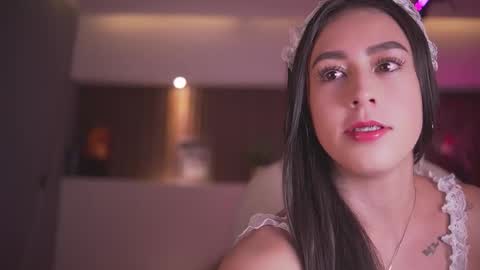 camila_martinez9 online show from January 9, 11:35 am