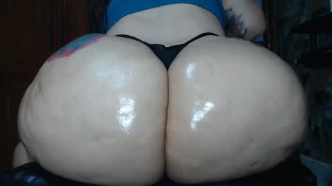 Snapshot of camila_rosess chatting on February 6, 7:51 pm valentinaEpic way Ive been fucked 1515  online show from February 6, 7:51 pm