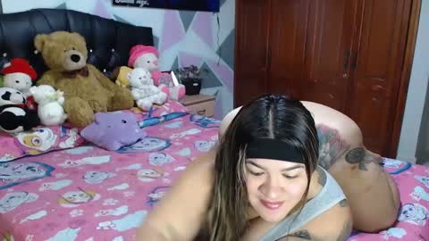Snapshot of camila_rosess chatting on October 6, 12:24 pm valentinaEpic way Ive been fucked 1515  online show from October 6, 12:24 pm