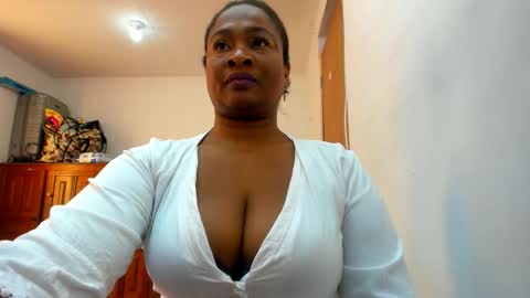 Camila online show from September 28, 9:09 pm