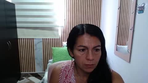 Camila Vargas online show from April 21, 4:56 pm