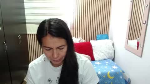 Camila Vargas online show from June 9, 7:03 pm