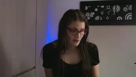 Snapshot of camila_ventura chatting on November 7, 10:10 pm Camila ventura online show from November 7, 10:10 pm