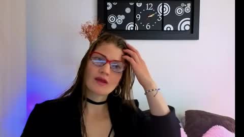 Snapshot of camila_ventura chatting on December 14, 7:07 pm Camila ventura online show from December 14, 7:07 pm