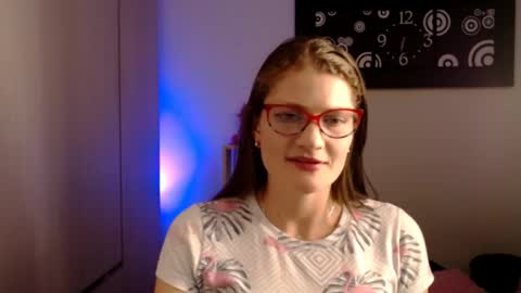 Snapshot of camila_ventura chatting on April 8, 11:59 pm Camila ventura online show from April 8, 11:59 pm