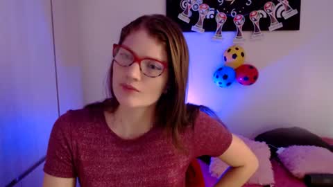 Snapshot of camila_ventura chatting on July 3, 1:17 pm Camila ventura online show from July 3, 1:17 pm