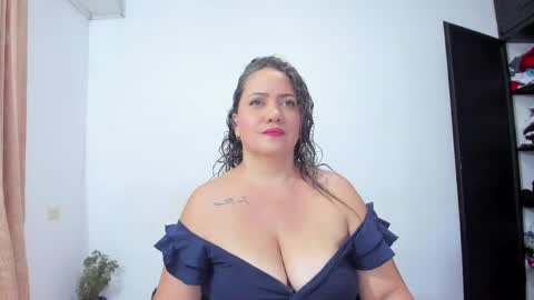 Snapshot of camilaa_foxxx chatting on May 29, 11:03 pm camilaa foxxx online show from May 29, 11:03 pm