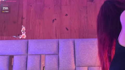 camilaa_smith_ online show from April 19, 7:27 pm