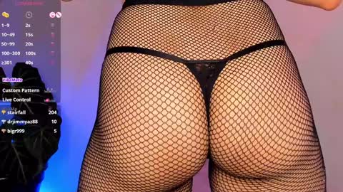 Snapshot of camilaandrade_ chatting on January 10, 1:41 pm Cami  online show from January 10, 1:41 pm