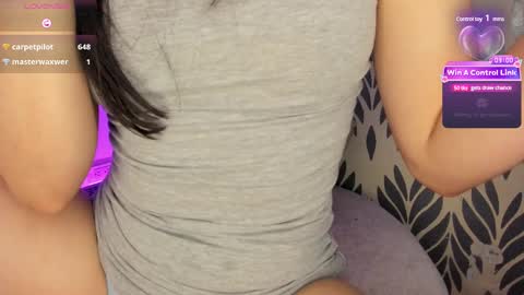 Snapshot of camilaandrade_ chatting on March 4, 1:28 pm Cami  online show from March 4, 1:28 pm