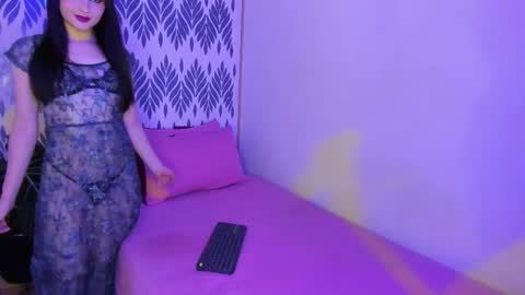 Snapshot of camilaandrade_ chatting on March 11, 11:23 am Cami  online show from March 11, 11:23 am