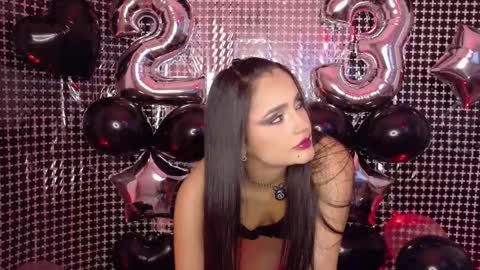 Snapshot of camilaandrade_ chatting on February 1, 5:22 pm Cami online show from February 1, 5:22 pm