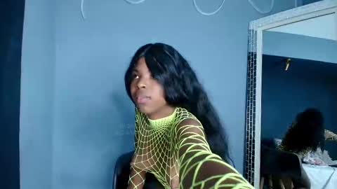Snapshot of camilaasaenz_ chatting on September 16, 7:04 pm C A M I L A online show from September 16, 7:04 pm