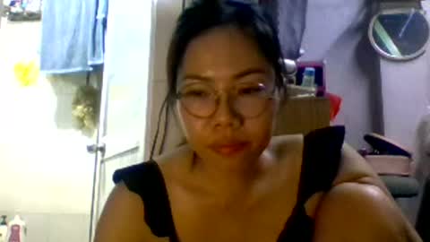 Snapshot of camilabea chatting on July 8, 6:12 pm camilabea online show from July 8, 6:12 pm