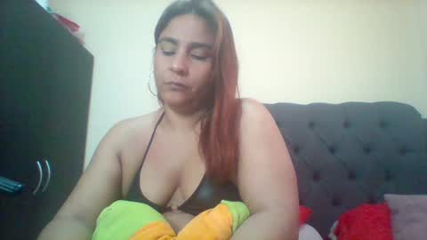 Snapshot of camilabrown23 chatting on February 9, 1:46 pm Camila Browm online show from February 9, 1:46 pm