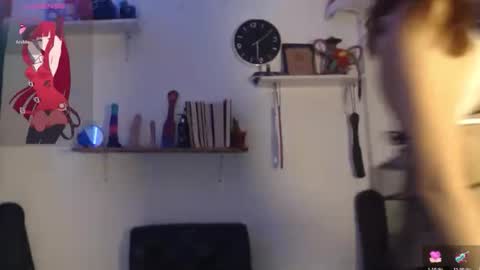 kira online show from May 15, 7:54 pm